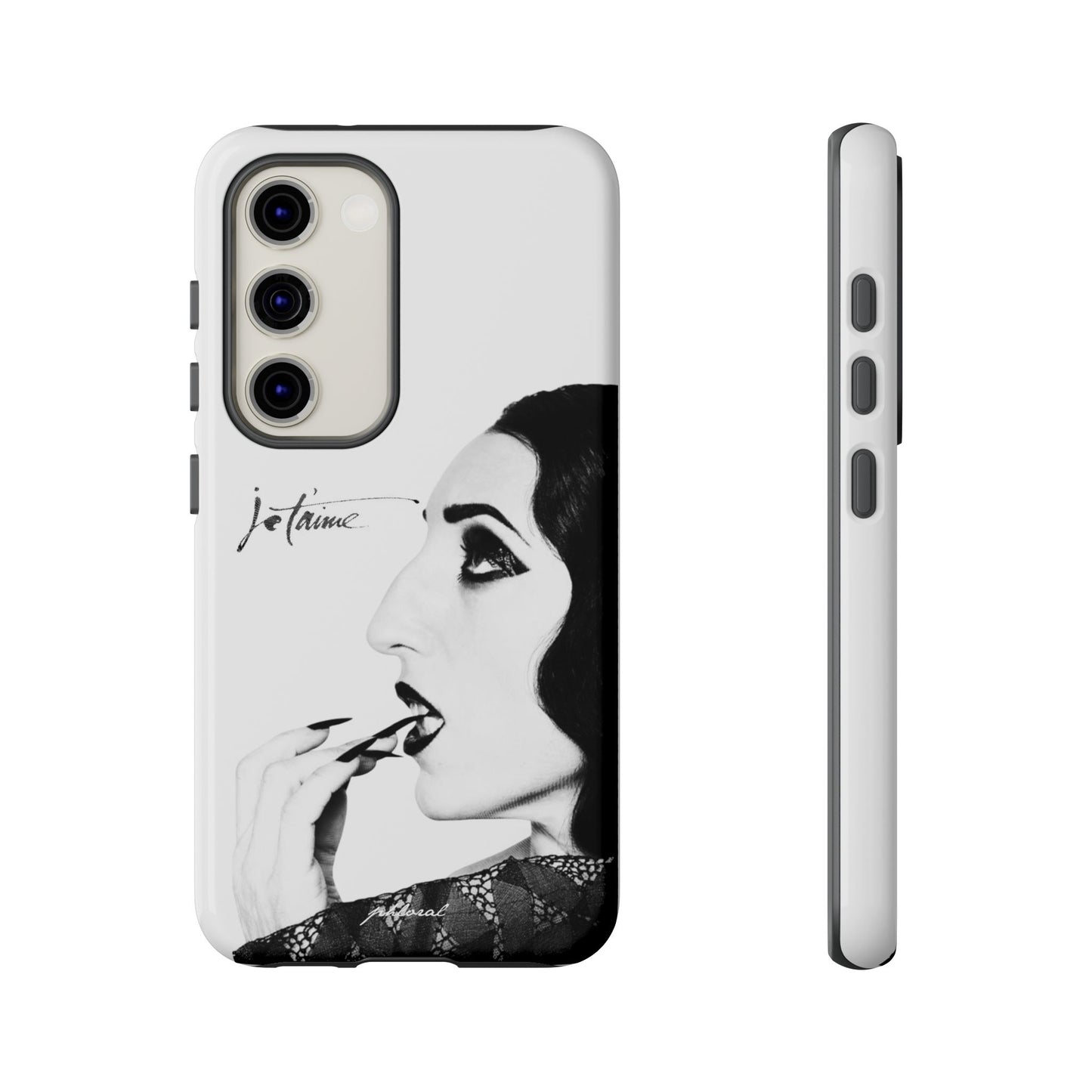 Je T’aime Noir phonecase lifestyle shot